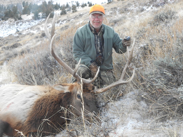 Hunts with Wyoming's Elk Mountain Outfitters 1-307-322-3223